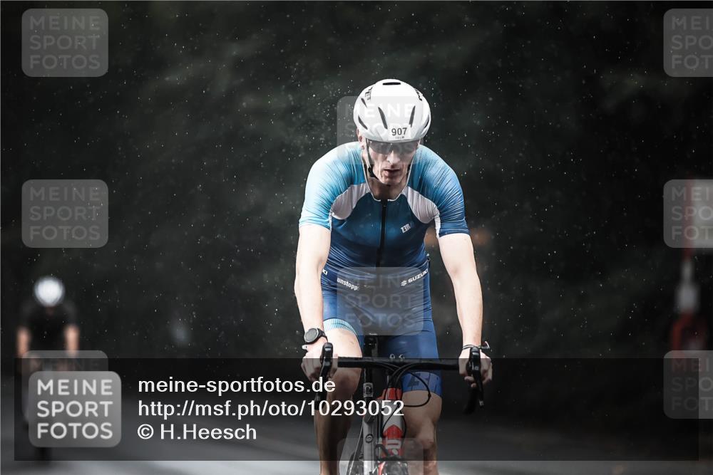 13.09.2026 - Stadtparktriathlon H.Heesch http://msf.ph/oto/10293052 13.09.2026 11:38:40 Radfahren 860, 866, 907, 939 meine-sportfotos.de