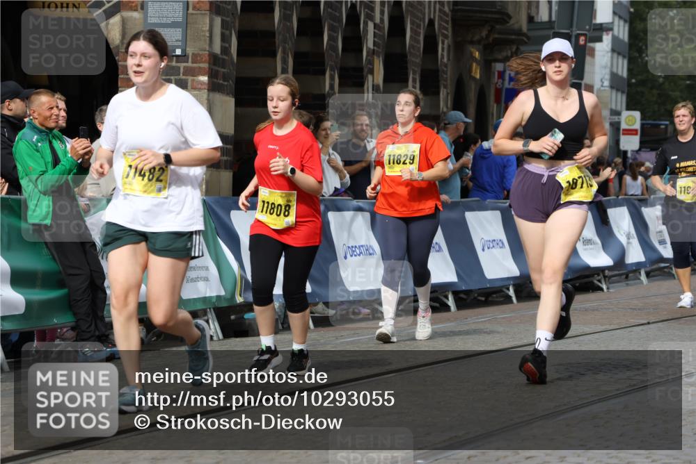 13.09.2026 - 21. swb-Marathon Bremen Strokosch-Dieckow http://msf.ph/oto/10293055 13.09.2026 11:18:10 Ziel 10137, 11367, 11932, 12023, 12226, 12292, 12321, 12373, 10191, 10192, 10459, 10513, 10535, 10651, 10895, 12177, 12178 meine-sportfotos.de