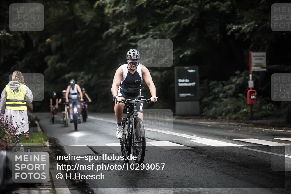 13.09.2026 - Stadtparktriathlon H.Heesch http://msf.ph/oto/10293057 13.09.2026 12:46:06 Radfahren 1052, 1065, 1158, 1245, 1248, 1261, 1269 meine-sportfotos.de