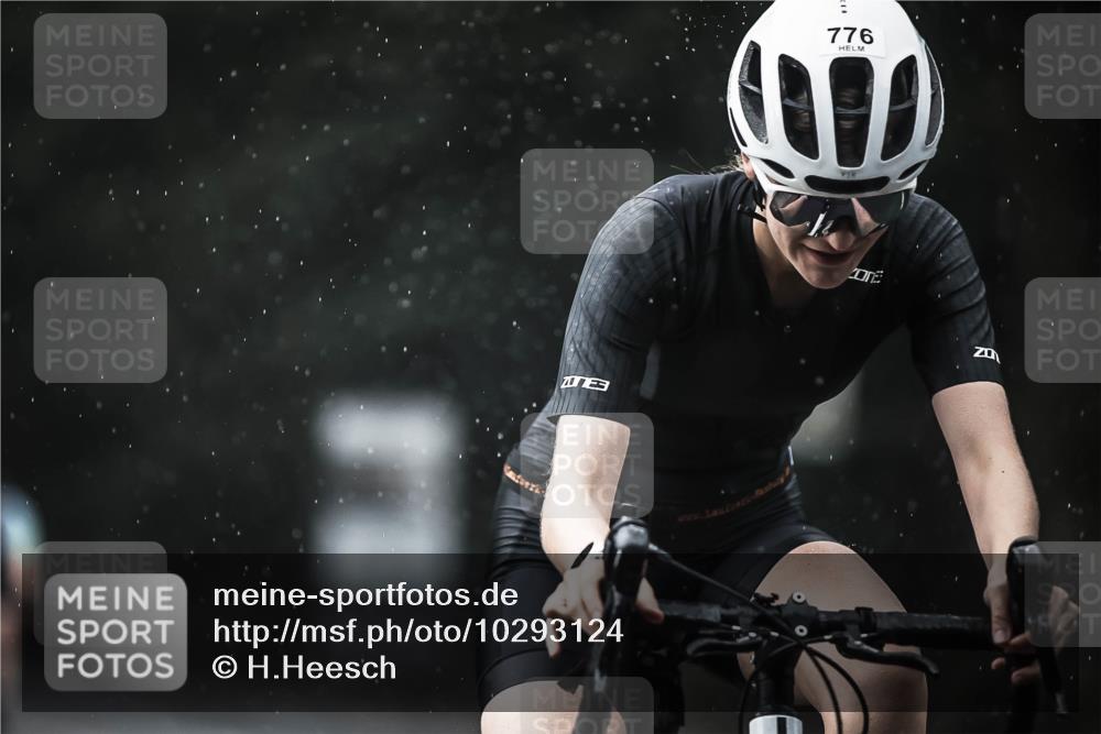 13.09.2026 - Stadtparktriathlon H.Heesch http://msf.ph/oto/10293124 13.09.2026 11:38:50 Radfahren 740, 776, 826, 835, 893, 905 meine-sportfotos.de