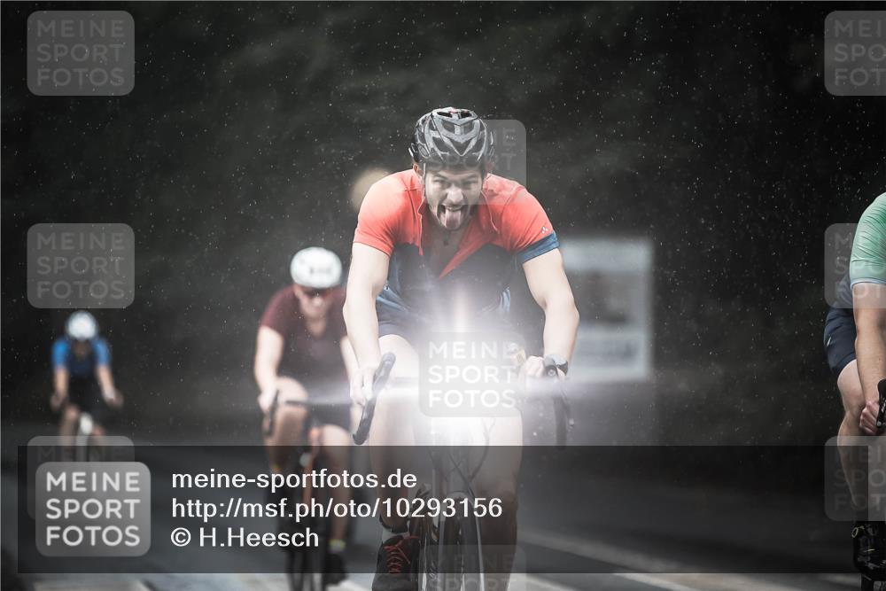 13.09.2026 - Stadtparktriathlon H.Heesch http://msf.ph/oto/10293156 13.09.2026 11:38:53 Radfahren 740, 776, 826, 835, 893, 905 meine-sportfotos.de