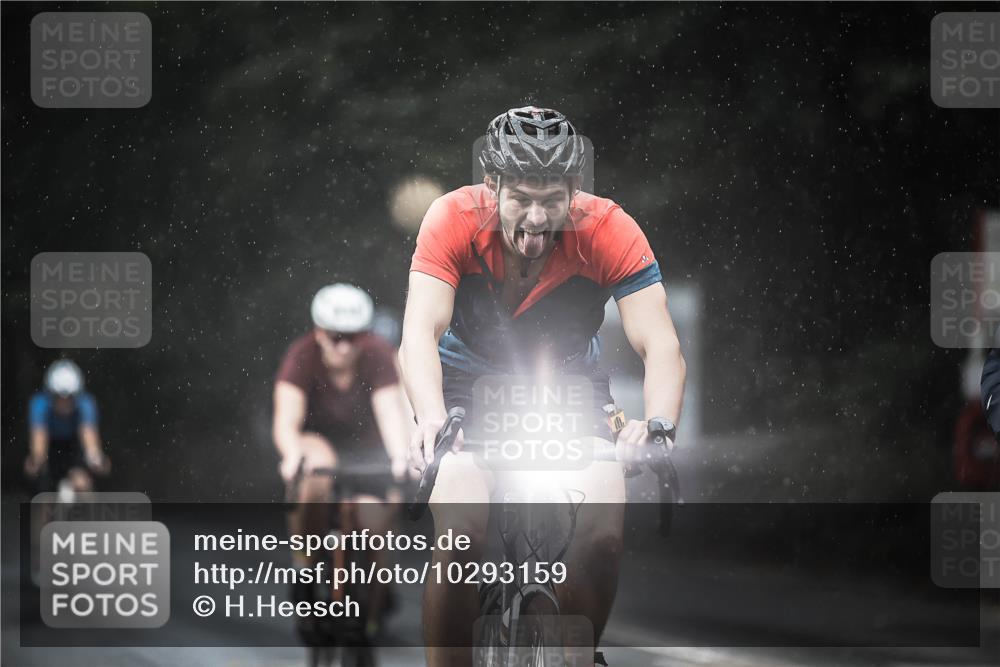 13.09.2026 - Stadtparktriathlon H.Heesch http://msf.ph/oto/10293159 13.09.2026 11:38:53 Radfahren 740, 776, 826, 835, 893, 905 meine-sportfotos.de
