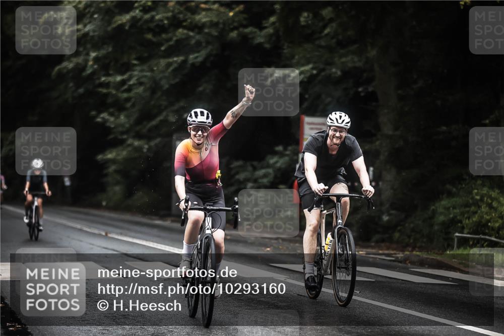 13.09.2026 - Stadtparktriathlon H.Heesch http://msf.ph/oto/10293160 13.09.2026 12:46:22 Radfahren 1098, 1101, 1115, 1204 meine-sportfotos.de
