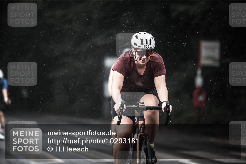 13.09.2026 - Stadtparktriathlon H.Heesch http://msf.ph/oto/10293181 13.09.2026 11:38:54 Radfahren 740, 776, 826, 835, 893, 905 meine-sportfotos.de