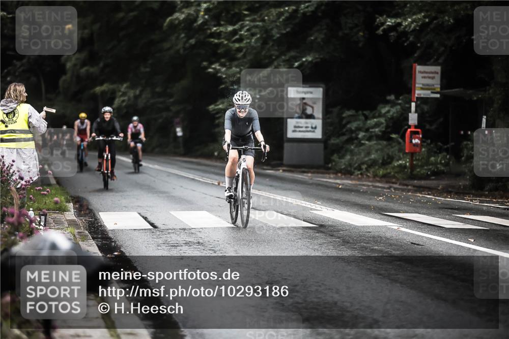 13.09.2026 - Stadtparktriathlon H.Heesch http://msf.ph/oto/10293186 13.09.2026 12:46:24 Radfahren 1098, 1101, 1115, 1140, 1193, 1204 meine-sportfotos.de