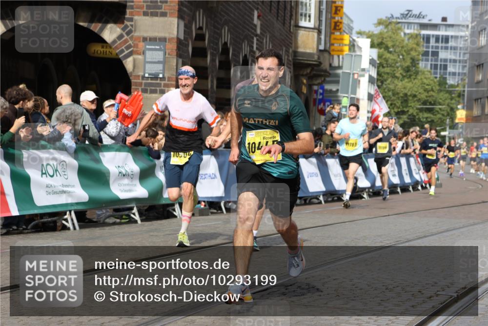 13.09.2026 - 21. swb-Marathon Bremen Strokosch-Dieckow http://msf.ph/oto/10293199 13.09.2026 10:47:03 Ziel 10445, 10590, 11155, 12035, 12364, 12375, 13511, 10319, 10744, 11187, 11462, 11650, 11651, 11814, 12048, 12298, 12415, 12470, 13528, 13589, 13613 meine-sportfotos.de