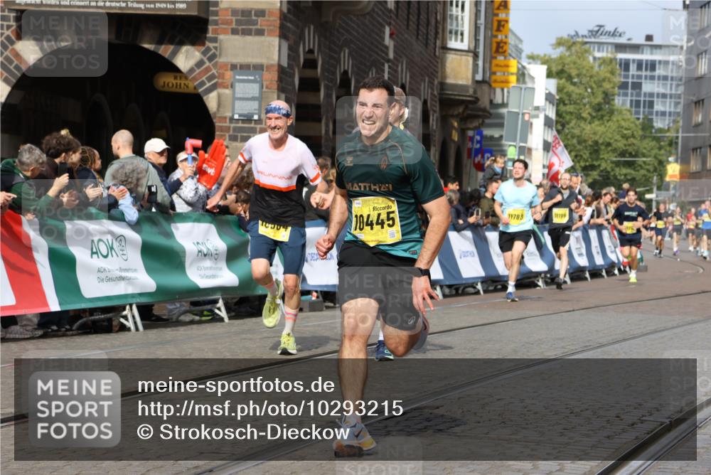 13.09.2026 - 21. swb-Marathon Bremen Strokosch-Dieckow http://msf.ph/oto/10293215 13.09.2026 10:47:03 Ziel 10445, 10590, 11155, 12035, 12364, 12375, 13511, 10319, 10744, 11187, 11462, 11650, 11651, 11814, 12048, 12298, 12415, 12470, 13528, 13589, 13613 meine-sportfotos.de