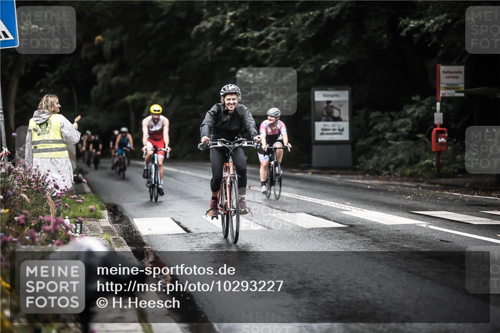 13.09.2026 - Stadtparktriathlon H.Heesch http://msf.ph/oto/10293227 13.09.2026 12:46:27 Radfahren 1076, 1098, 1101, 1108, 1115, 1140, 1193, 1204 meine-sportfotos.de