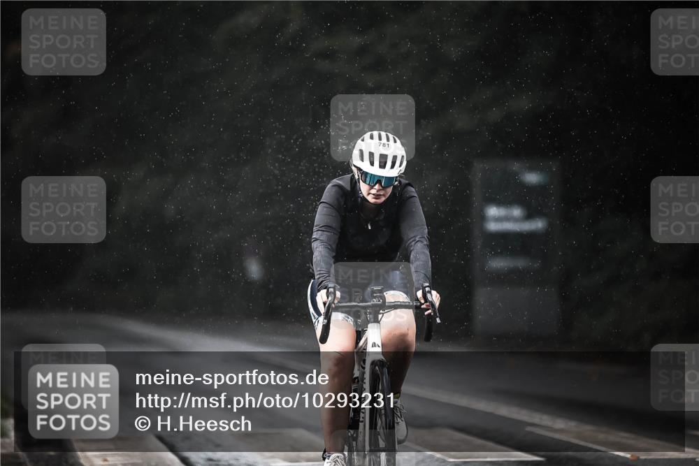 13.09.2026 - Stadtparktriathlon H.Heesch http://msf.ph/oto/10293231 13.09.2026 11:39:00 Radfahren 740, 781, 826, 835 meine-sportfotos.de