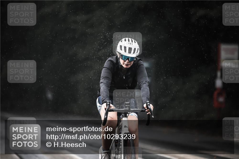 13.09.2026 - Stadtparktriathlon H.Heesch http://msf.ph/oto/10293239 13.09.2026 11:39:00 Radfahren 740, 781, 826, 835 meine-sportfotos.de