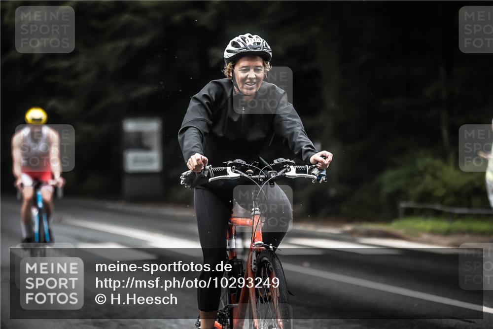 13.09.2026 - Stadtparktriathlon H.Heesch http://msf.ph/oto/10293249 13.09.2026 12:46:28 Radfahren 1076, 1098, 1101, 1108, 1115, 1140, 1179, 1193, 1204 meine-sportfotos.de