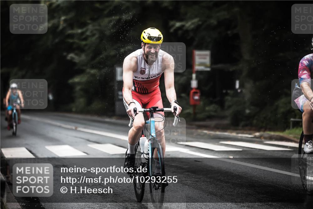 13.09.2026 - Stadtparktriathlon H.Heesch http://msf.ph/oto/10293255 13.09.2026 12:46:29 Radfahren 1076, 1101, 1108, 1115, 1140, 1179, 1193 meine-sportfotos.de