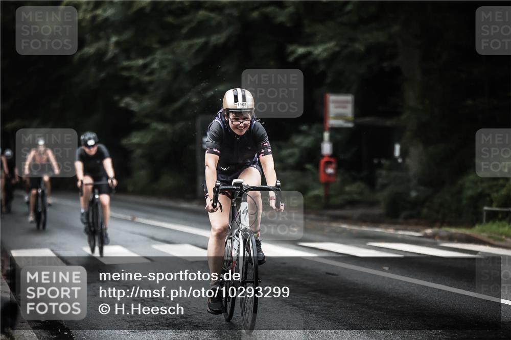 13.09.2026 - Stadtparktriathlon H.Heesch http://msf.ph/oto/10293299 13.09.2026 12:46:34 Radfahren 1076, 1108, 1111, 1115, 1140, 1149, 1152, 1179, 1193, 1299 meine-sportfotos.de