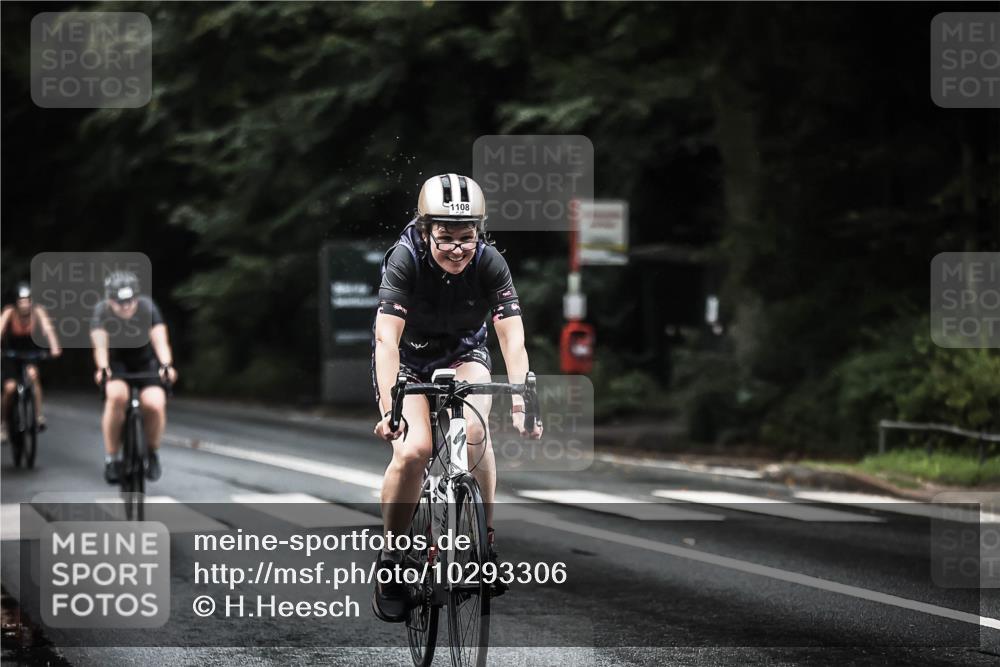 13.09.2026 - Stadtparktriathlon H.Heesch http://msf.ph/oto/10293306 13.09.2026 12:46:34 Radfahren 1076, 1108, 1111, 1115, 1140, 1149, 1152, 1179, 1193, 1299 meine-sportfotos.de