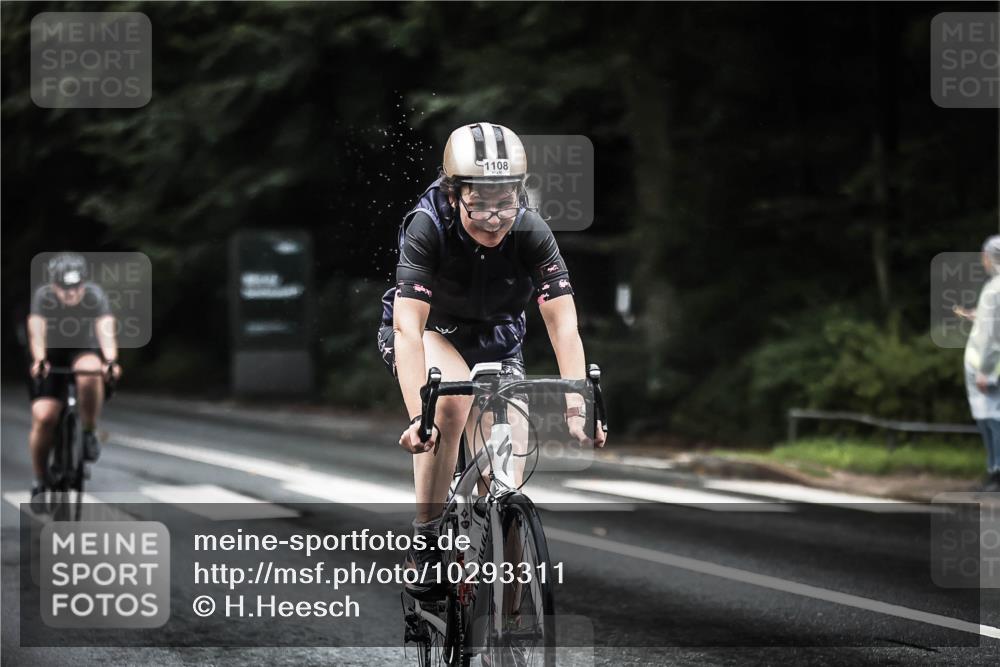 13.09.2026 - Stadtparktriathlon H.Heesch http://msf.ph/oto/10293311 13.09.2026 12:46:34 Radfahren 1076, 1108, 1111, 1115, 1140, 1149, 1152, 1179, 1193, 1299 meine-sportfotos.de
