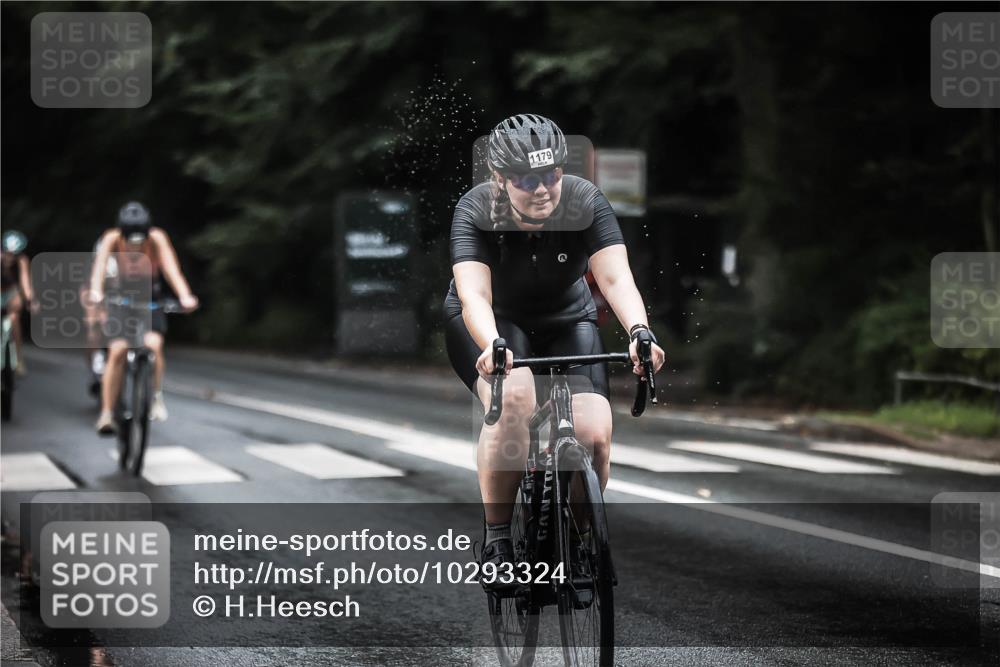 13.09.2026 - Stadtparktriathlon H.Heesch http://msf.ph/oto/10293324 13.09.2026 12:46:35 Radfahren 1076, 1108, 1111, 1140, 1149, 1152, 1179, 1193, 1299 meine-sportfotos.de