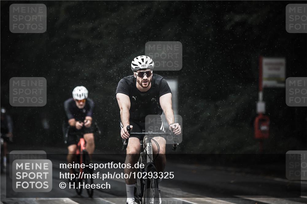 13.09.2026 - Stadtparktriathlon H.Heesch http://msf.ph/oto/10293325 13.09.2026 11:39:22 Radfahren 653, 741, 800, 859, 865, 870 meine-sportfotos.de