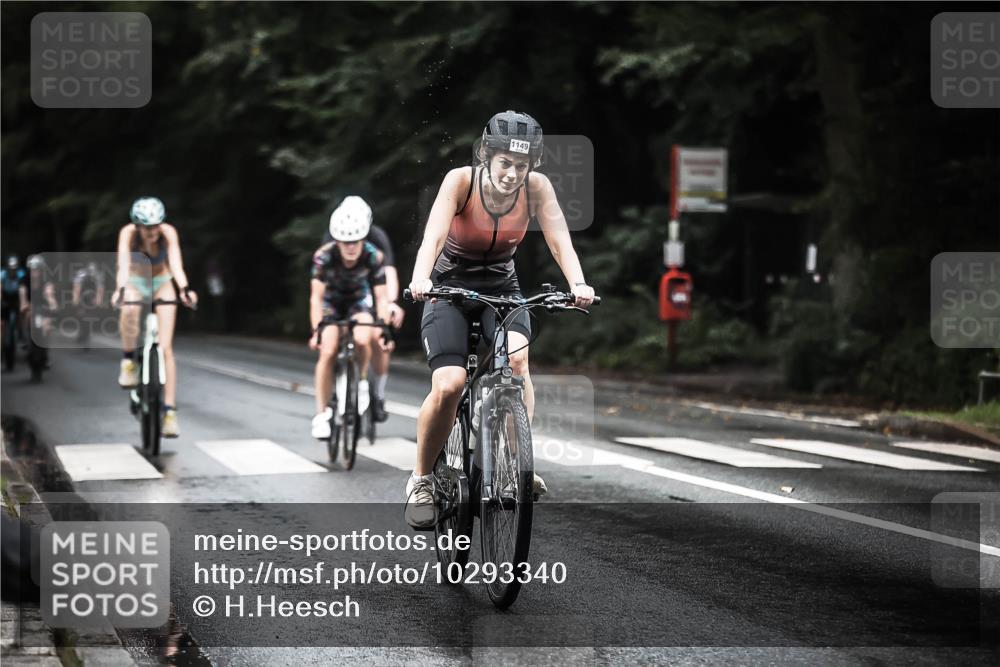 13.09.2026 - Stadtparktriathlon H.Heesch http://msf.ph/oto/10293340 13.09.2026 12:46:37 Radfahren 1076, 1083, 1108, 1111, 1146, 1149, 1152, 1179, 1273, 1299 meine-sportfotos.de