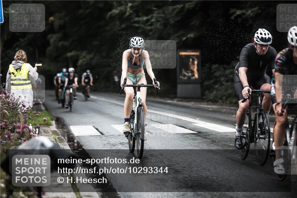 13.09.2026 - Stadtparktriathlon H.Heesch http://msf.ph/oto/10293344 13.09.2026 12:46:38 Radfahren 1072, 1076, 1083, 1108, 1111, 1146, 1149, 1152, 1179, 1273, 1299 meine-sportfotos.de