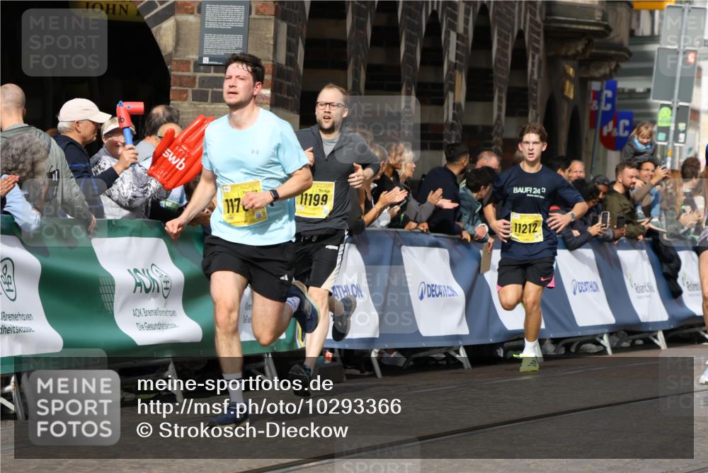 13.09.2026 - 21. swb-Marathon Bremen Strokosch-Dieckow http://msf.ph/oto/10293366 13.09.2026 10:47:06 Ziel 10445, 10504, 10590, 11155, 11661, 12364, 12375, 10319, 10744, 10898, 11187, 11269, 11462, 11650, 11651, 11814, 12048, 12298, 12415, 12470, 13528, 13545, 13589 meine-sportfotos.de