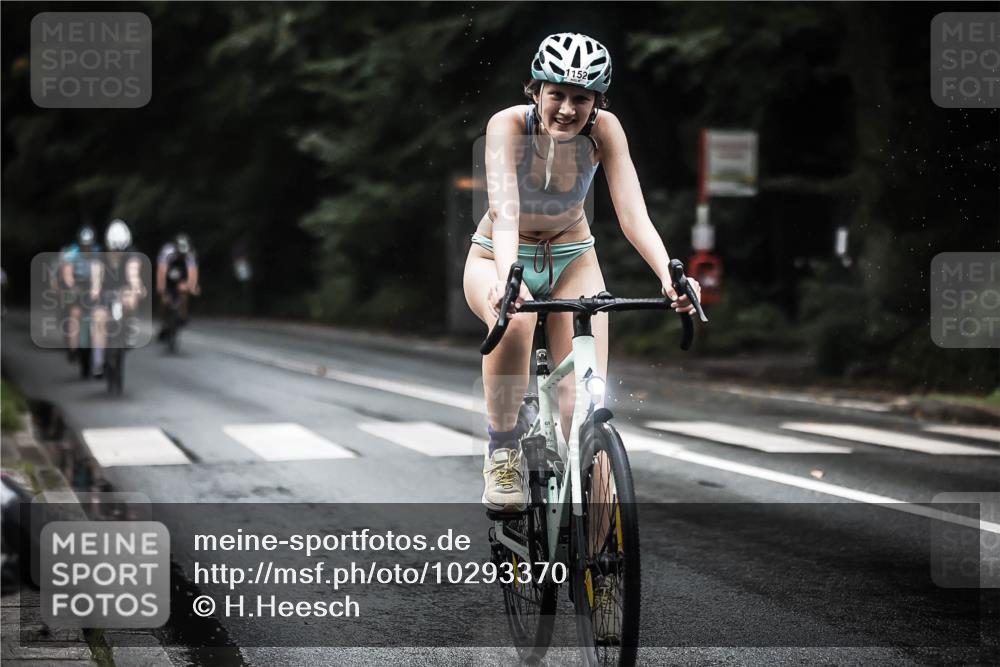 13.09.2026 - Stadtparktriathlon H.Heesch http://msf.ph/oto/10293370 13.09.2026 12:46:39 Radfahren 1072, 1083, 1108, 1111, 1146, 1149, 1152, 1179, 1273, 1294, 1299 meine-sportfotos.de