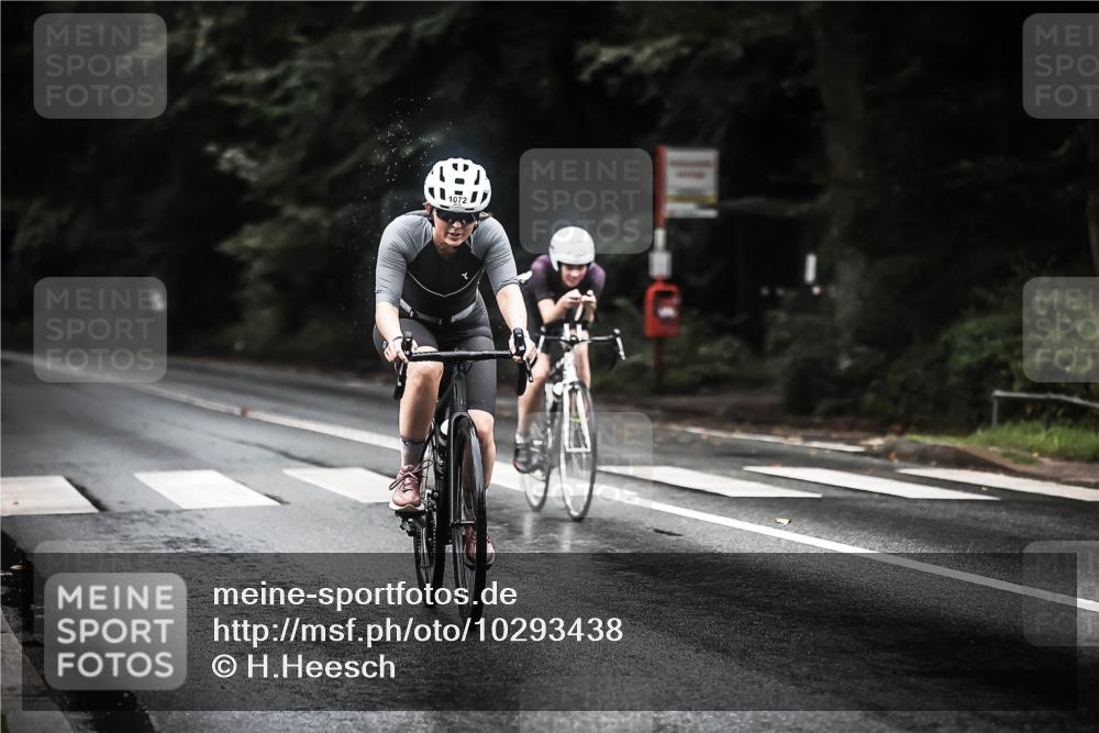 13.09.2026 - Stadtparktriathlon H.Heesch http://msf.ph/oto/10293438 13.09.2026 12:46:45 Radfahren 1072, 1083, 1114, 1146, 1214, 1273, 1294 meine-sportfotos.de