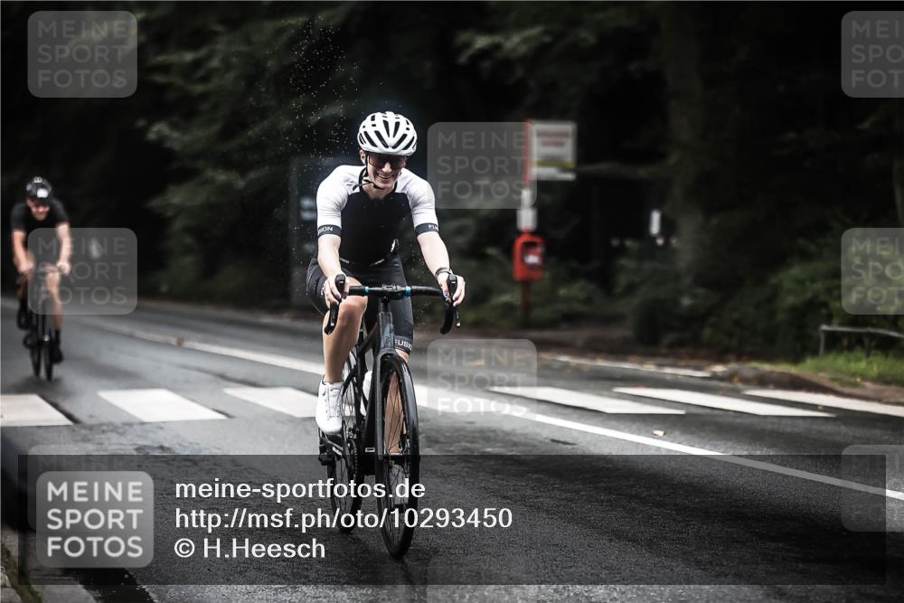 13.09.2026 - Stadtparktriathlon H.Heesch http://msf.ph/oto/10293450 13.09.2026 12:46:48 Radfahren 1072, 1083, 1114, 1146, 1214, 1273, 1294 meine-sportfotos.de