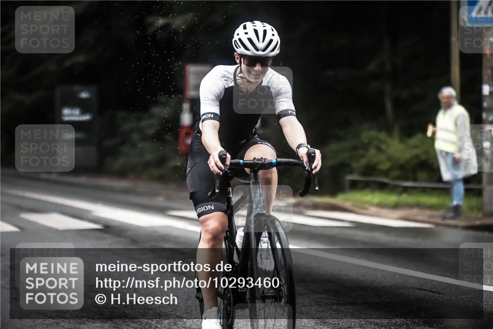 13.09.2026 - Stadtparktriathlon H.Heesch http://msf.ph/oto/10293460 13.09.2026 12:46:48 Radfahren 1072, 1083, 1114, 1146, 1214, 1273, 1294 meine-sportfotos.de