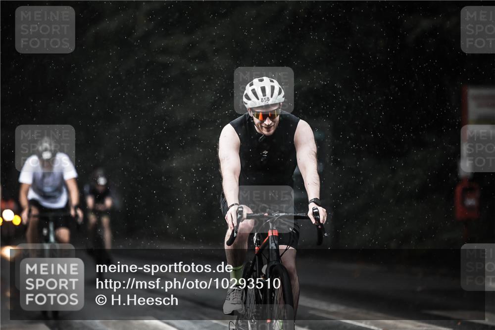 13.09.2026 - Stadtparktriathlon H.Heesch http://msf.ph/oto/10293510 13.09.2026 11:39:41 Radfahren 618, 636, 757, 838, 858, 869, 873 meine-sportfotos.de