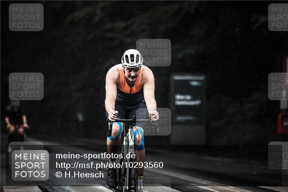 13.09.2026 - Stadtparktriathlon H.Heesch http://msf.ph/oto/10293560 13.09.2026 11:39:52 Radfahren 748, 831, 842 meine-sportfotos.de
