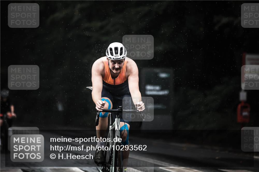 13.09.2026 - Stadtparktriathlon H.Heesch http://msf.ph/oto/10293562 13.09.2026 11:39:52 Radfahren 748, 831, 842 meine-sportfotos.de