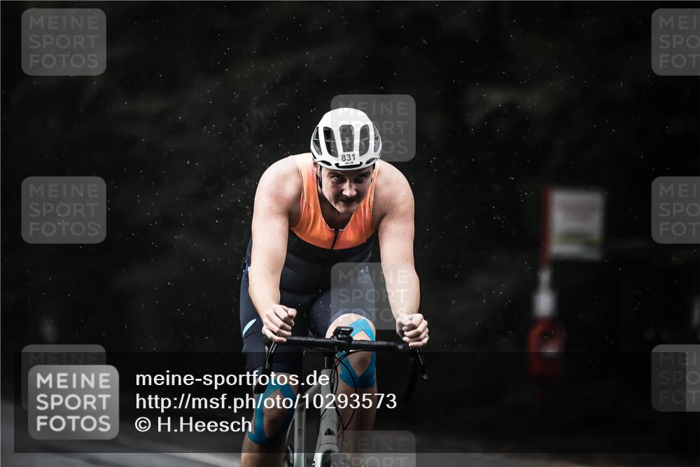 13.09.2026 - Stadtparktriathlon H.Heesch http://msf.ph/oto/10293573 13.09.2026 11:39:53 Radfahren 748, 785, 831, 842 meine-sportfotos.de