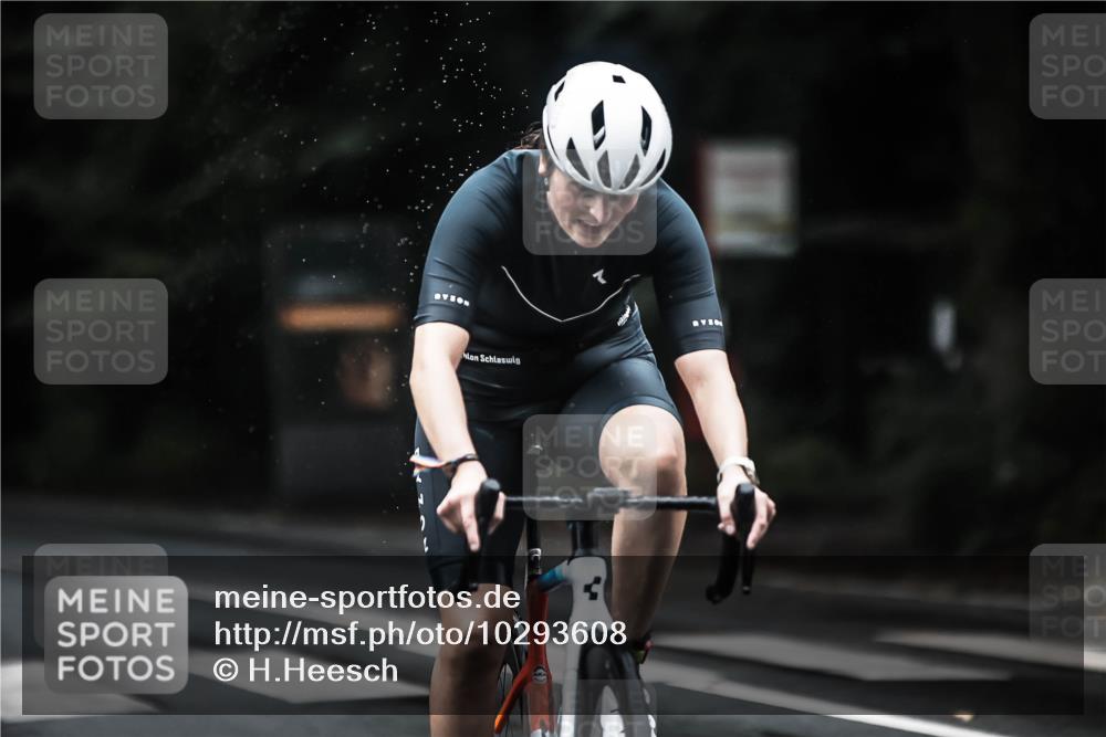 13.09.2026 - Stadtparktriathlon H.Heesch http://msf.ph/oto/10293608 13.09.2026 12:47:11 Radfahren 1174, 1262 meine-sportfotos.de