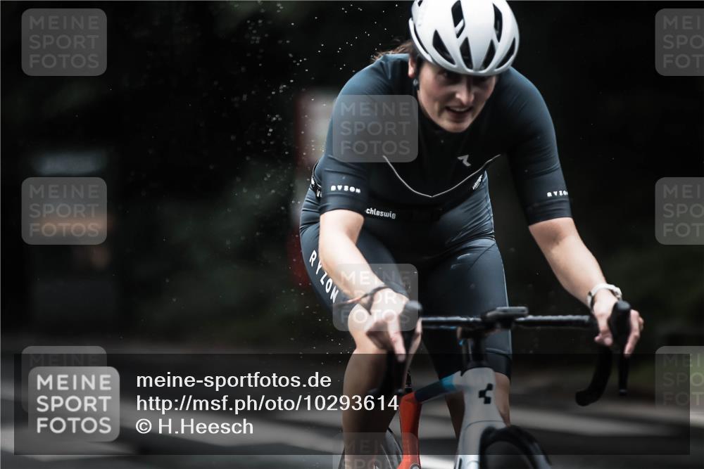 13.09.2026 - Stadtparktriathlon H.Heesch http://msf.ph/oto/10293614 13.09.2026 12:47:11 Radfahren 1174, 1262 meine-sportfotos.de