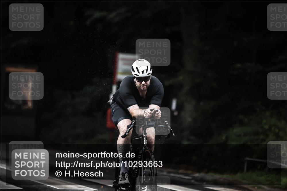 13.09.2026 - Stadtparktriathlon H.Heesch http://msf.ph/oto/10293663 13.09.2026 11:40:03 Radfahren 752, 779, 785, 787, 842, 857, 935, 948 meine-sportfotos.de