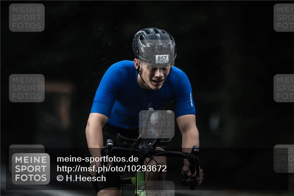 13.09.2026 - Stadtparktriathlon H.Heesch http://msf.ph/oto/10293672 13.09.2026 11:40:04 Radfahren 752, 779, 785, 787, 842, 857, 935, 948 meine-sportfotos.de