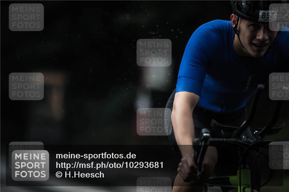 13.09.2026 - Stadtparktriathlon H.Heesch http://msf.ph/oto/10293681 13.09.2026 11:40:04 Radfahren 752, 779, 785, 787, 842, 857, 935, 948 meine-sportfotos.de