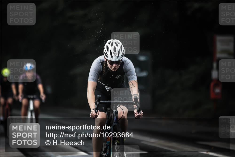13.09.2026 - Stadtparktriathlon H.Heesch http://msf.ph/oto/10293684 13.09.2026 11:40:07 Radfahren 736, 774, 779, 787, 857, 884, 935, 948 meine-sportfotos.de