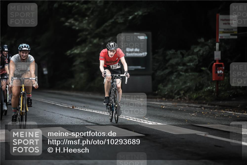 13.09.2026 - Stadtparktriathlon H.Heesch http://msf.ph/oto/10293689 13.09.2026 12:47:29 Radfahren 1154, 1164, 1176, 1202, 1217 meine-sportfotos.de