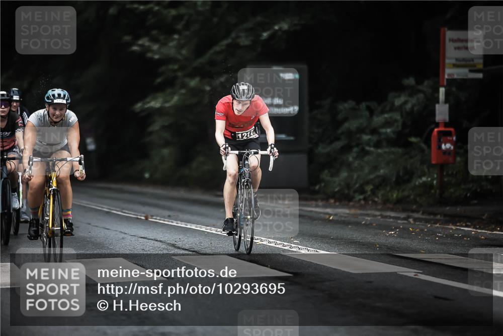 13.09.2026 - Stadtparktriathlon H.Heesch http://msf.ph/oto/10293695 13.09.2026 12:47:29 Radfahren 1154, 1164, 1176, 1202, 1217 meine-sportfotos.de