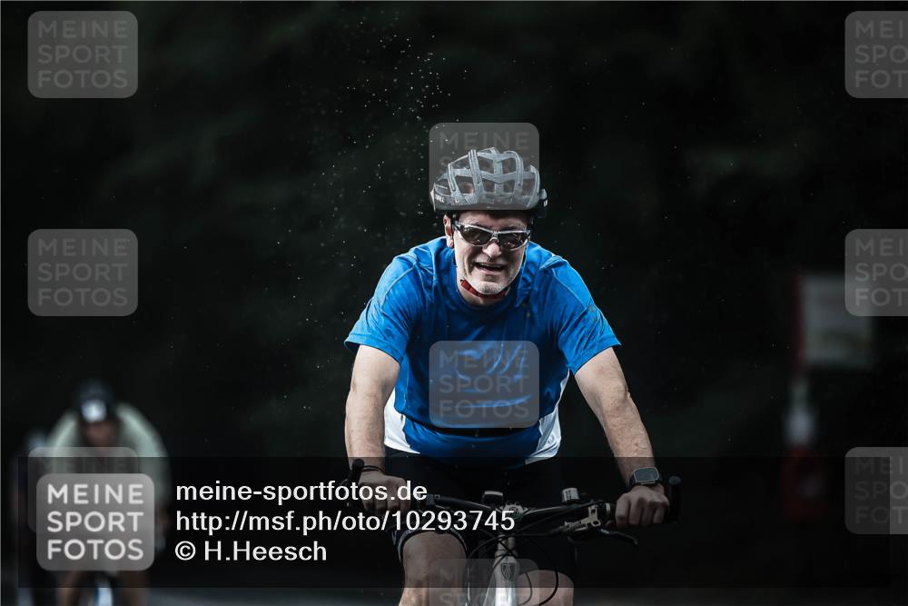 13.09.2026 - Stadtparktriathlon H.Heesch http://msf.ph/oto/10293745 13.09.2026 11:40:12 Radfahren 736, 774, 779, 787, 801, 807, 863, 884, 948 meine-sportfotos.de