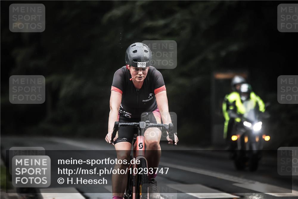 13.09.2026 - Stadtparktriathlon H.Heesch http://msf.ph/oto/10293747 13.09.2026 12:47:37 Radfahren 1105, 1164, 1202 meine-sportfotos.de