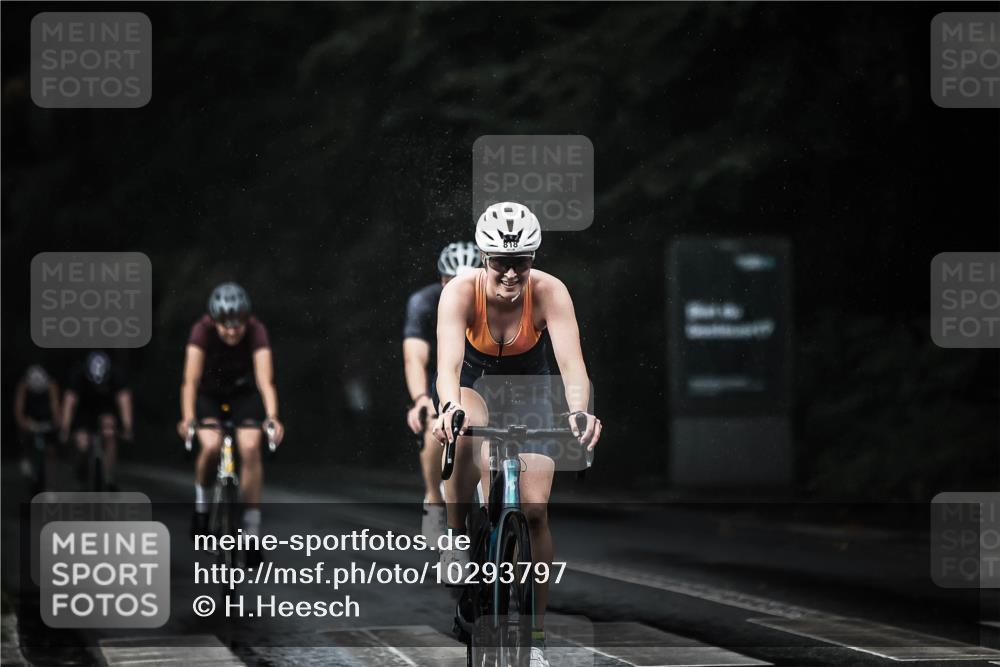 13.09.2026 - Stadtparktriathlon H.Heesch http://msf.ph/oto/10293797 13.09.2026 11:40:21 Radfahren 772, 801, 804, 807, 818, 834, 856, 863, 925 meine-sportfotos.de