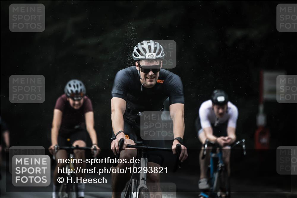 13.09.2026 - Stadtparktriathlon H.Heesch http://msf.ph/oto/10293821 13.09.2026 11:40:22 Radfahren 772, 801, 804, 807, 818, 834, 856, 925 meine-sportfotos.de