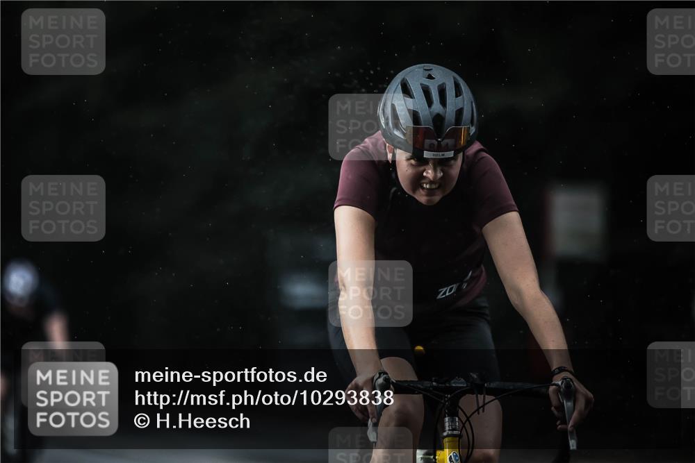 13.09.2026 - Stadtparktriathlon H.Heesch http://msf.ph/oto/10293838 13.09.2026 11:40:23 Radfahren 772, 801, 804, 818, 834, 856, 925 meine-sportfotos.de
