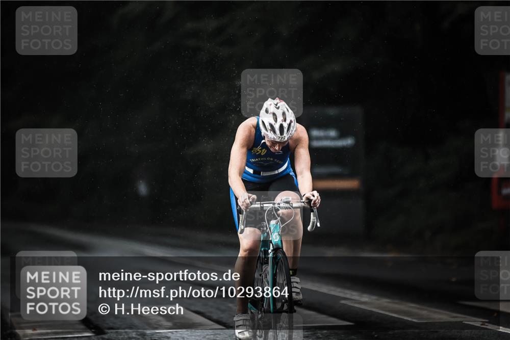 13.09.2026 - Stadtparktriathlon H.Heesch http://msf.ph/oto/10293864 13.09.2026 11:40:26 Radfahren 739, 772, 804, 818, 834, 856, 925 meine-sportfotos.de