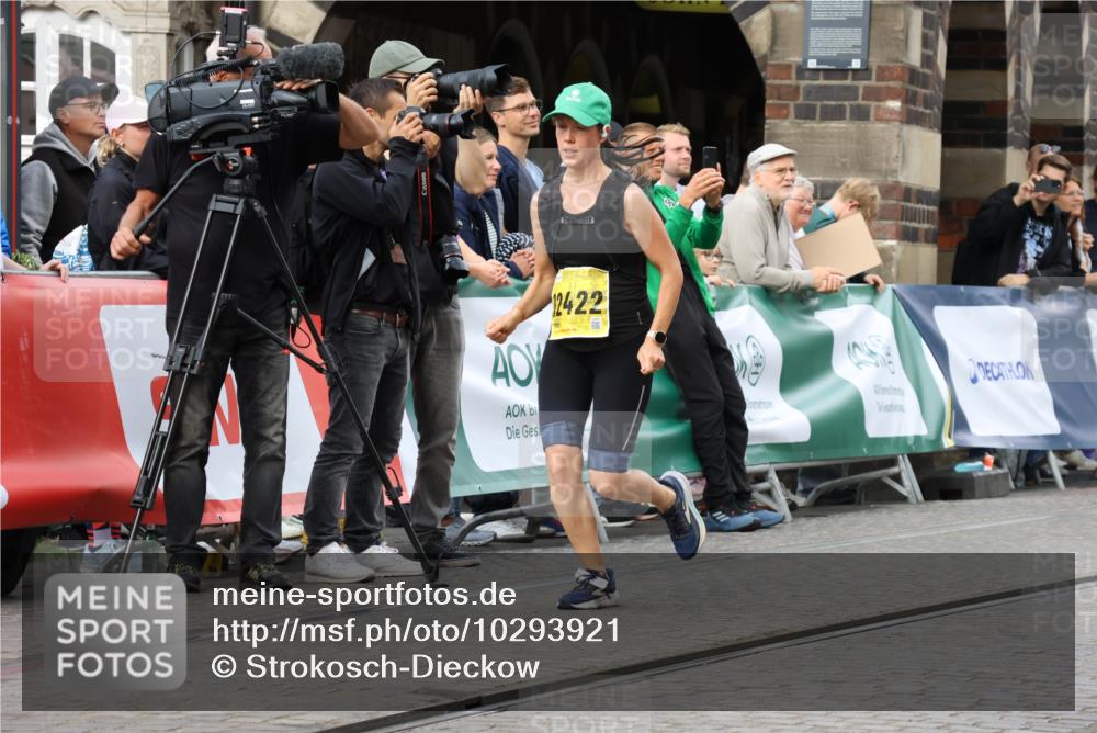 13.09.2026 - 21. swb-Marathon Bremen Strokosch-Dieckow http://msf.ph/oto/10293921 13.09.2026 11:18:50 Ziel 10176, 10194, 10535, 10600, 10651, 10895, 10899, 10997, 12371, 12561, 10202, 10524, 11629, 11794, 12090 meine-sportfotos.de