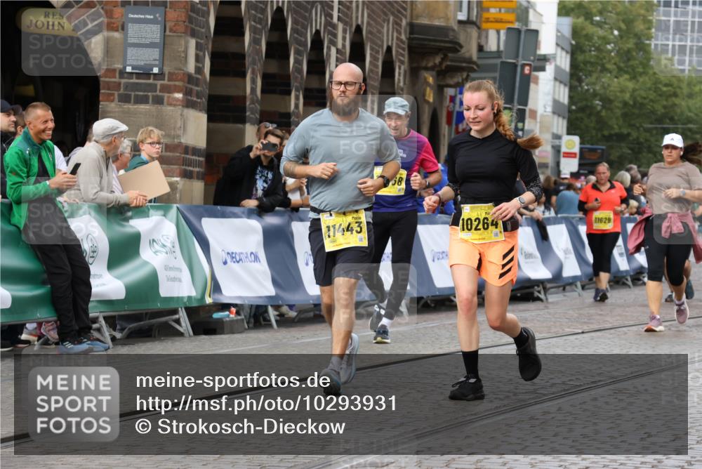 13.09.2026 - 21. swb-Marathon Bremen Strokosch-Dieckow http://msf.ph/oto/10293931 13.09.2026 11:18:52 Ziel 10176, 10194, 10535, 10600, 10651, 10895, 10899, 10997, 12371, 12561, 10202, 10524, 11629, 11794, 12090 meine-sportfotos.de