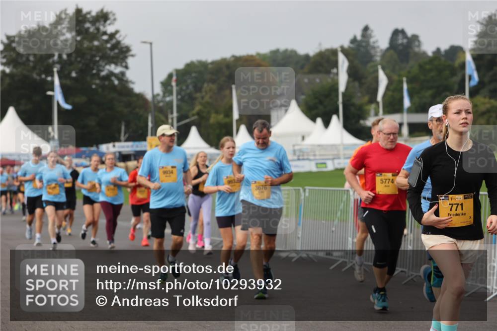 13.09.2026 - Kiel Lauf Andreas Tolksdorf http://msf.ph/oto/10293932 13.09.2026 09:25:22 Kiellinie 9934, 3676, 5774, 38, 771 meine-sportfotos.de