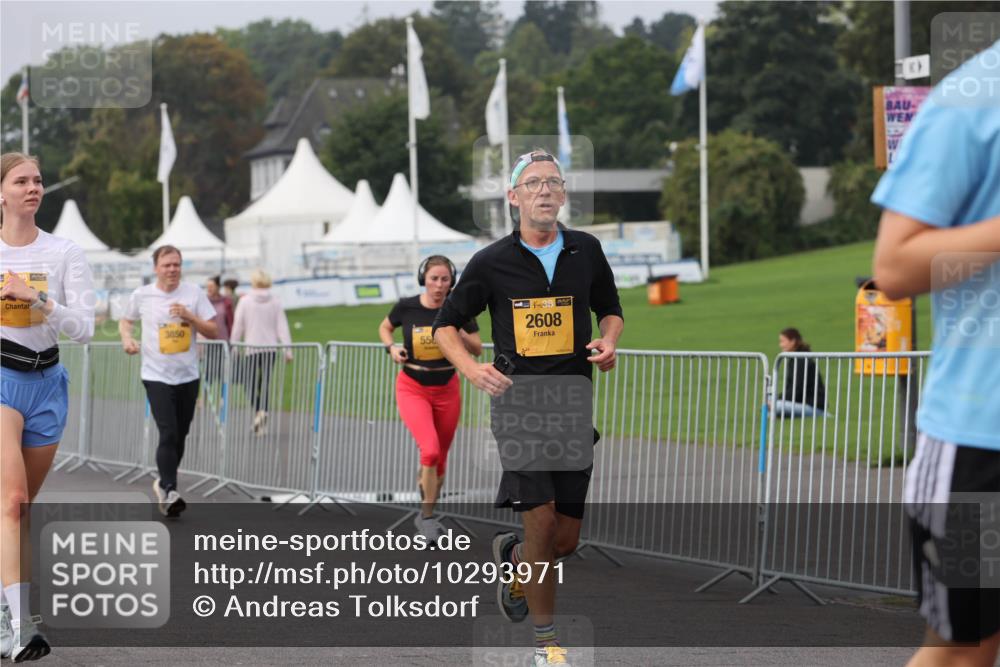 13.09.2026 - Kiel Lauf Andreas Tolksdorf http://msf.ph/oto/10293971 13.09.2026 09:25:30 Kiellinie 3850, 55, 38, 2608 meine-sportfotos.de